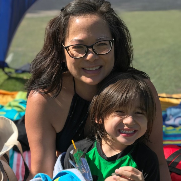 Meet your Posher, Sandee - Picture 3 of 3